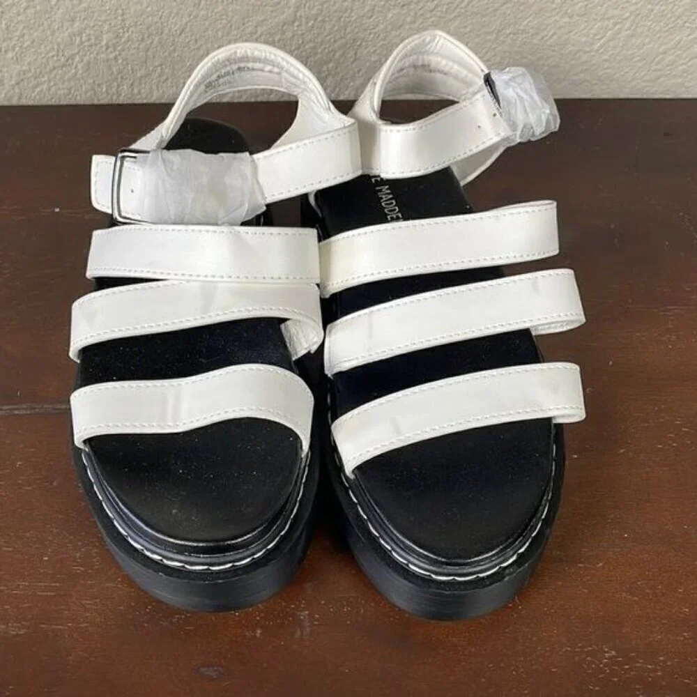 New Steve Madden Jcanddy Strappy White Sandal Spring Summer Sz Girls 3
